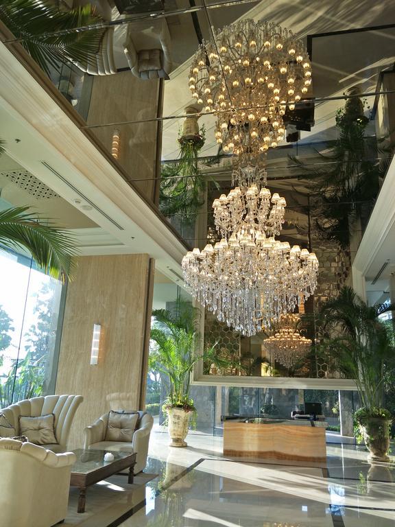 The Palm Wongamat Beach Pattaya Bagian luar foto