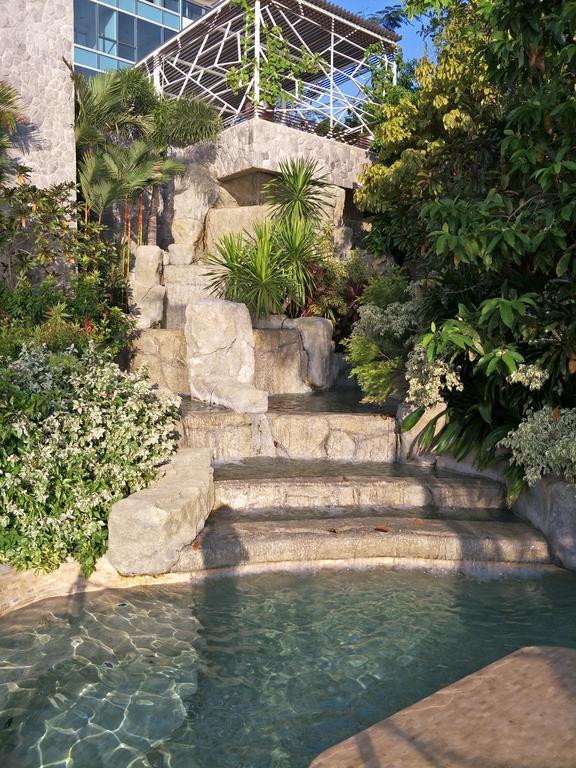 The Palm Wongamat Beach Pattaya Bagian luar foto